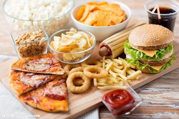 “洋快餐”不能多吃,缺少营养之余,更容易造成严重肥胖