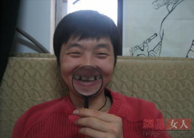 丑男中分发型搞笑图片